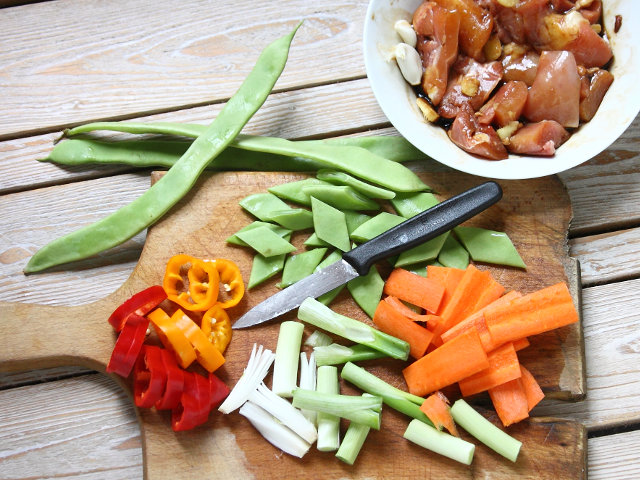 Step Pollo Thai con Ortaggi | 2